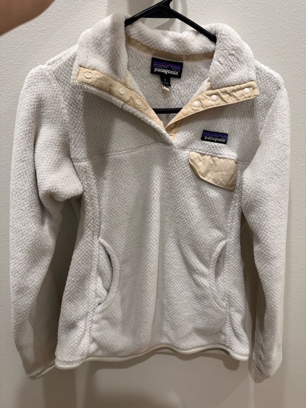 Patagonia Cream Fleece Snap-T Pullover with Tan Trim
